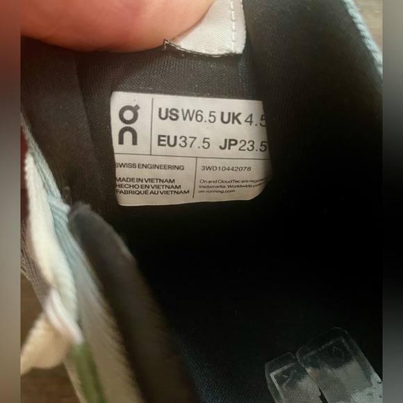 On Cloud Cloudsurfer Shoes Sneakers Women’s US 6.5 Running Cloud Athletic Active - Picture 10 of 12